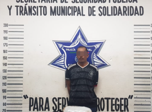 DETECTAN BINOMIOS CANINOS DROGA A UN TRANSEÚNTE EN PLAYA