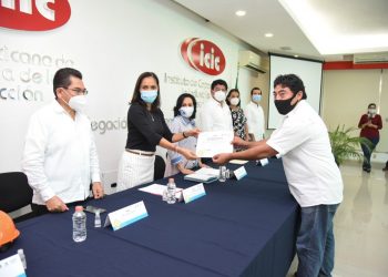 LA CULTURA DE LA PREVENCIÓN EN LA PROTECCIÓN Y EL CUIDADO DE LA SALUD EN EL TRABAJO, PRIORITARIA EN QUINTANA ROO: ALEJANDRA AGUIRRE