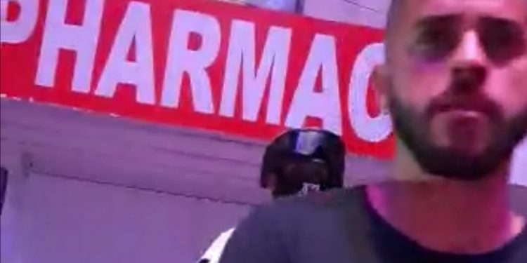 DETIENEN A CHILANGOS POR RIÑA EN UN BAR Y ALTERAR EL ORDEN PÚBLICO