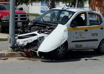 ENCONTRONAZO VEHICULAR DEJA LESIONADOS