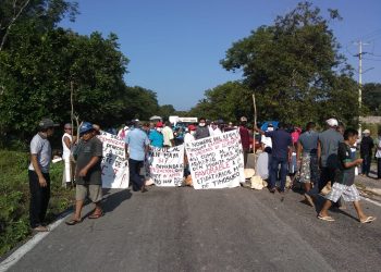 CAMPESINOS DE TIHOSUCO NO CEDEN EN SU LUCHA HASTA LOGRAR LA INDEMNIZACIÓN DE TIERRAS EJIDALES