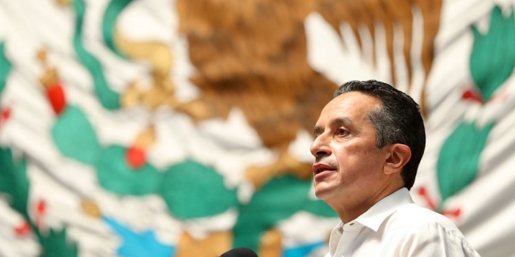 NADIE NOS VA A  VENIR A REGALAR NADA: CARLOS JOAQUÍN