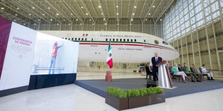 AMLO ESPERA VENDER AVIÓN PRESIDENCIAL EN 2 MIL MDP