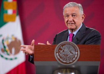 AMLO PIDE A FUNCIONARIOS «LEALTAD CIEGA» A PROYECTO DE TRANSFORMACIÓN