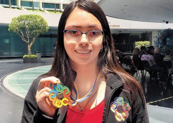 ANA PAULA JIMÉNEZ, PRIMERA MEXICANA EN GANAR MEDALLA EN DOS OLIMPIADAS DE MATEMÁTICAS