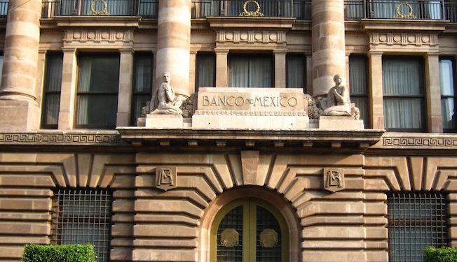 BANXICO BAJARÁ TASAS DE INTERÉS ESTE JUEVES, CONSIDERAN ANALISTAS