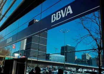 BBVA SE PONE AL CORRIENTE: PAGA TRES MIL 200 MDP AL SAT