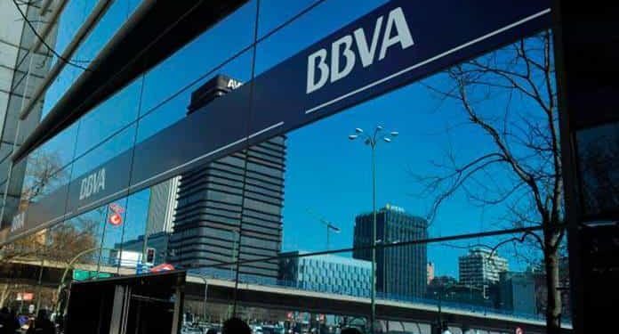 BBVA SE PONE AL CORRIENTE: PAGA TRES MIL 200 MDP AL SAT