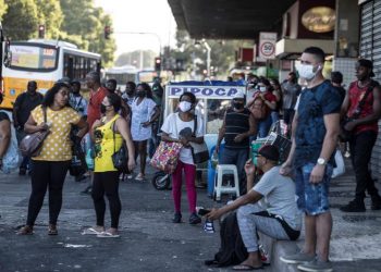 BRASIL SUPERA LOS CUATRO MILLONES DE CASOS DE COVID-19