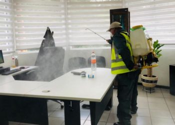 BURÓCRATAS REGRESARÁN HASTA FINALES DE OCTUBRE A OFICINAS