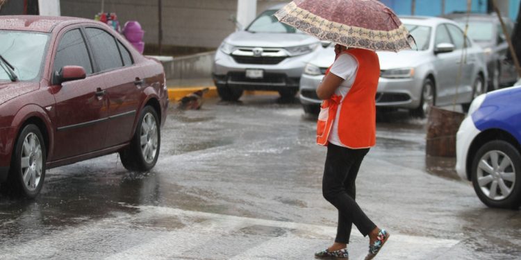 CANAL DE BAJA PRESIÓN PROVOCARÁ LLUVIAS FUERTES EN VERACRUZ Y TABASCO