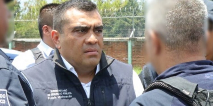 CARLOS GÓMEZ ARRIETA, ACUSADO DE TORTURA EN CASO AYOTZINAPA, SE ENTREGA A LA FGR