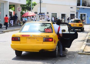 CERCA DE 20 CHOFERES DEL TRANSPORTE PÚBLICO HAN SIDO INFRACCIONADOS POR SOBRECUPO, INFORMA LÍDER DEL SECTOR