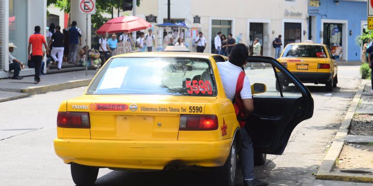 CERCA DE 20 CHOFERES DEL TRANSPORTE PÚBLICO HAN SIDO INFRACCIONADOS POR SOBRECUPO, INFORMA LÍDER DEL SECTOR
