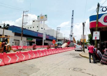CERRARÁN CARRILES CENTRALES EN PAGÉS LLERGO–AV. UNIVERSIDAD POR OBRAS DE DISTRIBUIDOR