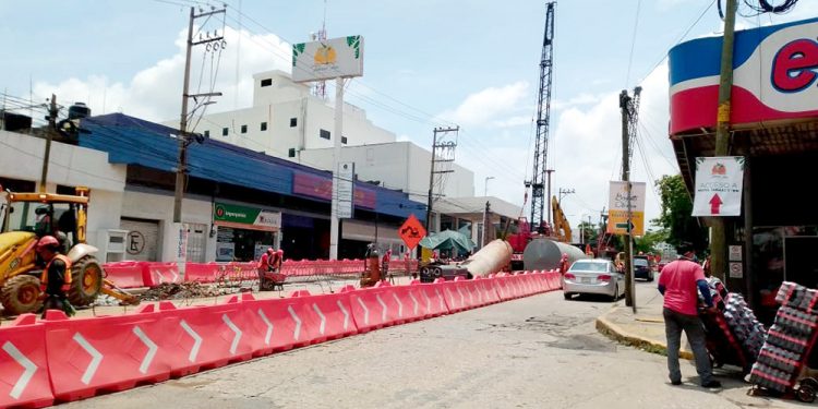 CERRARÁN CARRILES CENTRALES EN PAGÉS LLERGO–AV. UNIVERSIDAD POR OBRAS DE DISTRIBUIDOR