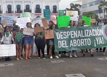 EN TABASCO, FEMINISTAS EXIGEN ABORTO LEGAL, SEGURO Y GRATUITO