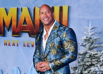 DWAYNE JOHNSON Y SU FAMILIA DAN POSITIVO POR CORONAVIRUS