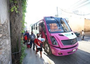 EN MARCHA LOS NUEVOS PARADEROS DE TRANSPORTE PÚBLICO EN EL CENTRO