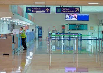 EN OCTUBRE FINALIZARÁN TRABAJOS DE MANTENIMIENTO EN EL AEROPUERTO DE VILLAHERMOSA