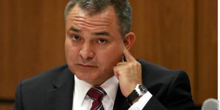 FISCALÍA DE NY ENTREGA MÁS EVIDENCIAS CONTRA GARCÍA LUNA