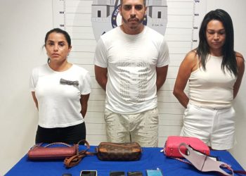 DETIENEN A COLOMBIANOS QUE SE DEDICABAN A ROBAR CASAS EN PLAYA DEL CARMEN