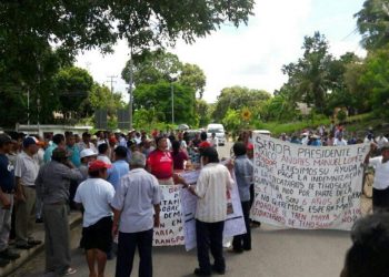 PREPARAN BLOQUEO CARRETERO POBLADORES DE TIHOSUCO