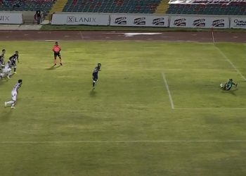 CIMARRONES QUITA INVICTO A PUMAS TABASCO