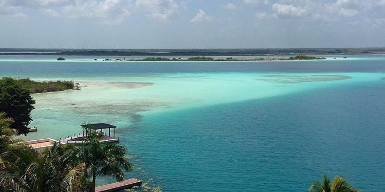 DEJA CLARA SU POSTURA SEDETUR EN MANEJO DE CUERPO LAGUNAR DE BACALAR