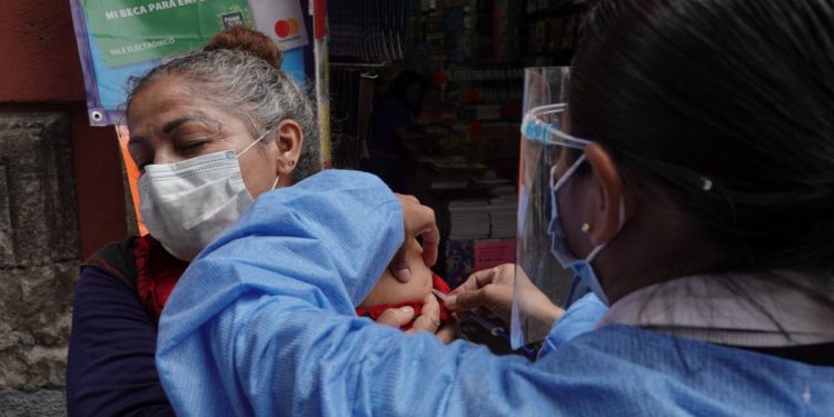 INICIA TEMPORADA DE INFLUENZA, GATELL LLAMA A VACUNARSE