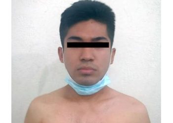 JOVEN MATA A BALAZOS A UNA MUJER EN ECATEPEC PORQUE NO QUISO SER SU NOVIA