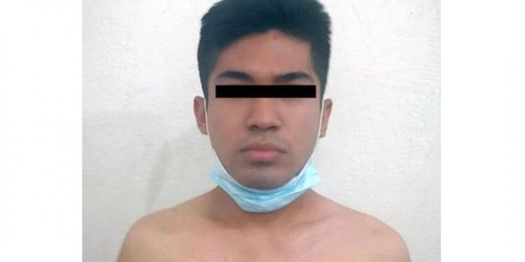 JOVEN MATA A BALAZOS A UNA MUJER EN ECATEPEC PORQUE NO QUISO SER SU NOVIA