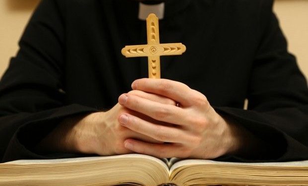 LA IGLESIA CATÓLICA PIDE A ISRAEL QUE PERMITA ENTRAR A CURAS Y RELIGIOSOS