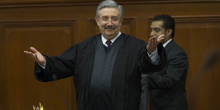 MINISTRO VE INCONSTITUCIONAL CONSULTA DE AMLO PARA ENJUICIAR EX PRESIDENTES
