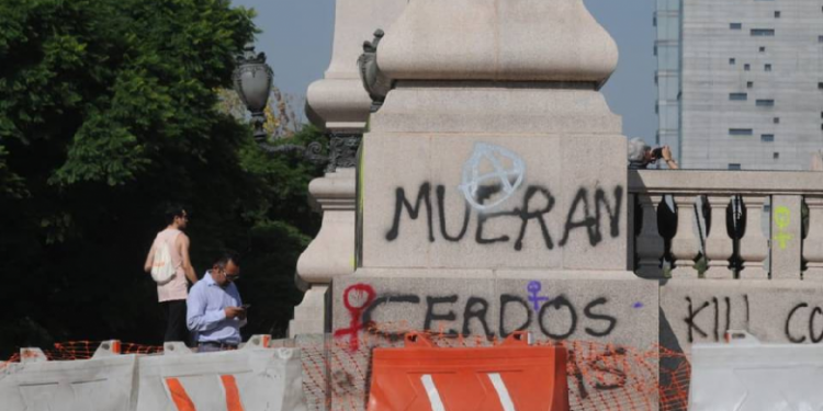 MORENA PROPONE TRABAJO COMUNITARIO A QUIEN DAÑE MONUMENTOS DURANTE MARCHAS
