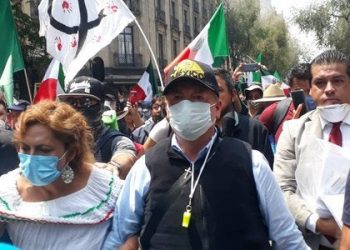 «NOS QUIEREN DIVIDIR ENTRE CHAIROS Y FIFÍS», DICE FRENA
