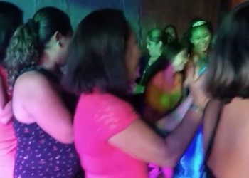 PODRÍAN SANCIONAR A DELEGADA DE LA COLONIA PRIMERO DE MAYO POR AUTORIZAR FIESTA DE XV AÑOS