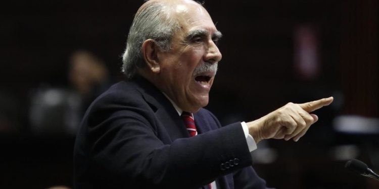 MORENA PROPONE AMNISTÍA A EX PRESIDENTES