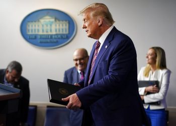 REVELAN QUE TRUMP PAGÓ SOLAMENTE 750 DÓLARES EN IMPUESTOS