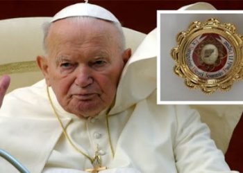 ROBAN UNA RELIQUIA DE JUAN PABLO II EN ITALIA