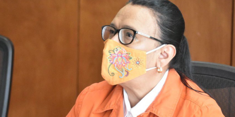 ROSA ICELA RODRÍGUEZ DA POSITIVO A COVID-19