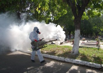 SE INTOXICAN 78 PERSONAS EN TECPATÁN, CHIAPAS, TRAS FUMIGACIÓN CONTRA DENGUE