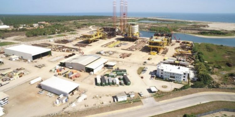 TERRENO DE LA REFINERÍA NO SE INUNDA, PERO SÍ ALGUNAS ZONAS DE PARAÍSO, DICE SINDICATO