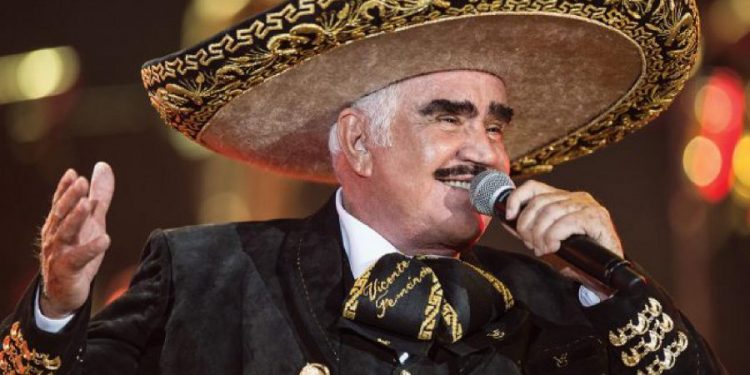 VICENTE FERNÁNDEZ ESTRENA NUEVA VERSIÓN DE «YA NO INSISTAS CORAZÓN»