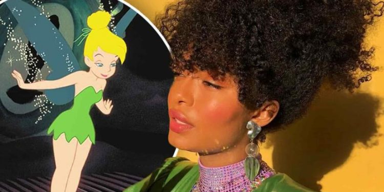 YARA SHAHIDI COMO TINKERBELL EN «PETER PAN» DIVIDE OPINIONES