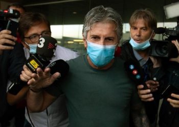 ‘CLÁUSULA DE 700 MILLONES DE EUROS NO APLICA’, RESPONDE PADRE DE MESSI A LIGA ESPAÑOLA