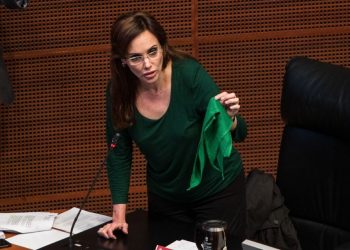 ‘EL TRAPO VERDE ES MUERTE’, ASEGURA LILLY TÉLLEZ SOBRE MOVIMIENTO A FAVOR DEL ABORTO