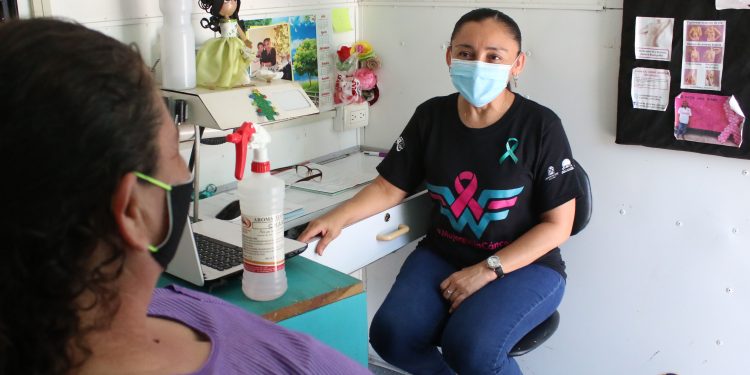 INICIA CARAVANA DE SALUD PARA LA PREVENCIÓN Y DETECCIÓN OPORTUNA DEL CÁNCER DE MAMA EN BJ