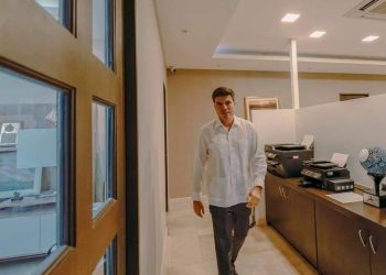 50 AVIADORES QUE GENERABAN GASTO 510 MIL PESOS MENSUAL AL CONGRESO DE QROO