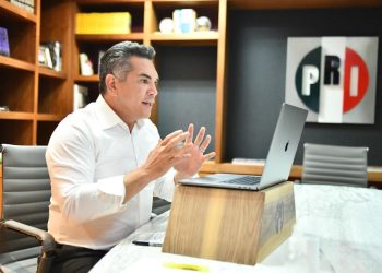 LOS JÓVENES NECESITAN OPORTUNIDADES, NO DÁDIVAS: ALEJANDRO MORENO